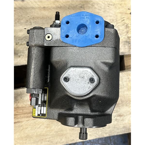 Parker #PVP1610B7L212 Hydraulic Pump