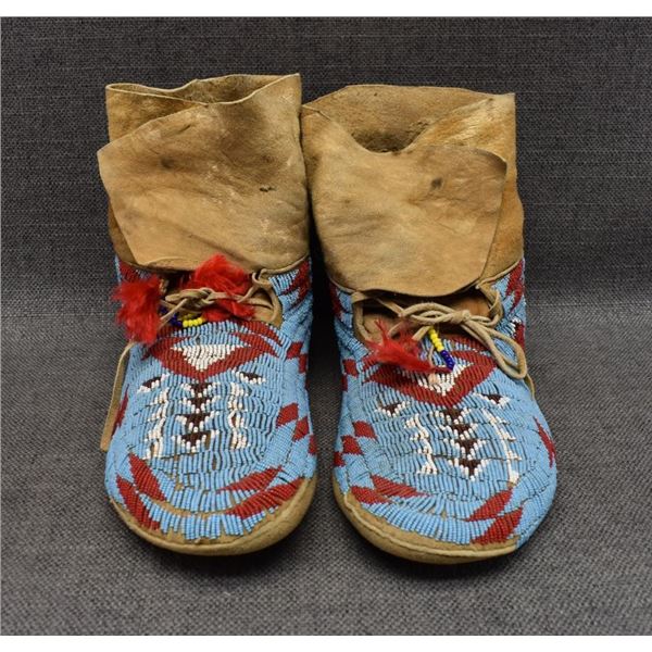CHEYENNE BEADED MOCCASINS