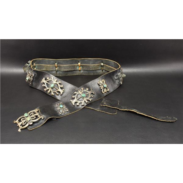 NAVAJO CONCHO BELT