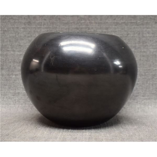 SANTA CLARA POTTERY BOWL (MARY CAIN)