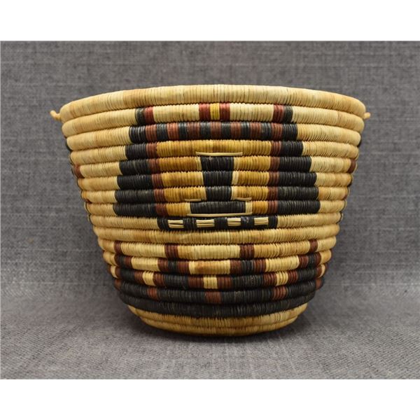 HOPI BASKET (GRACILDA SAUFKIE)