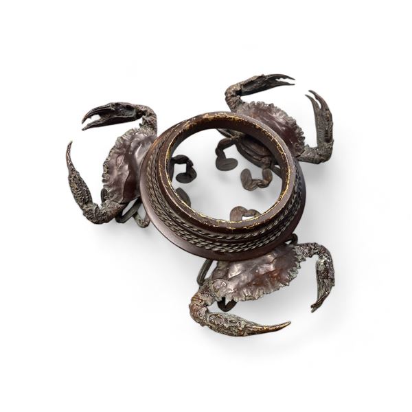 Beautiful Bronze Crab Motif Centerpiece Base Missing Bowl