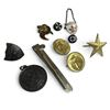 Image 1 : Assorted Vintage Items: Pinbacks, Pendants, Tie Clip
