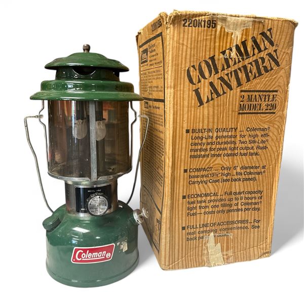Vintage Coleman Lantern Model 220 With Box