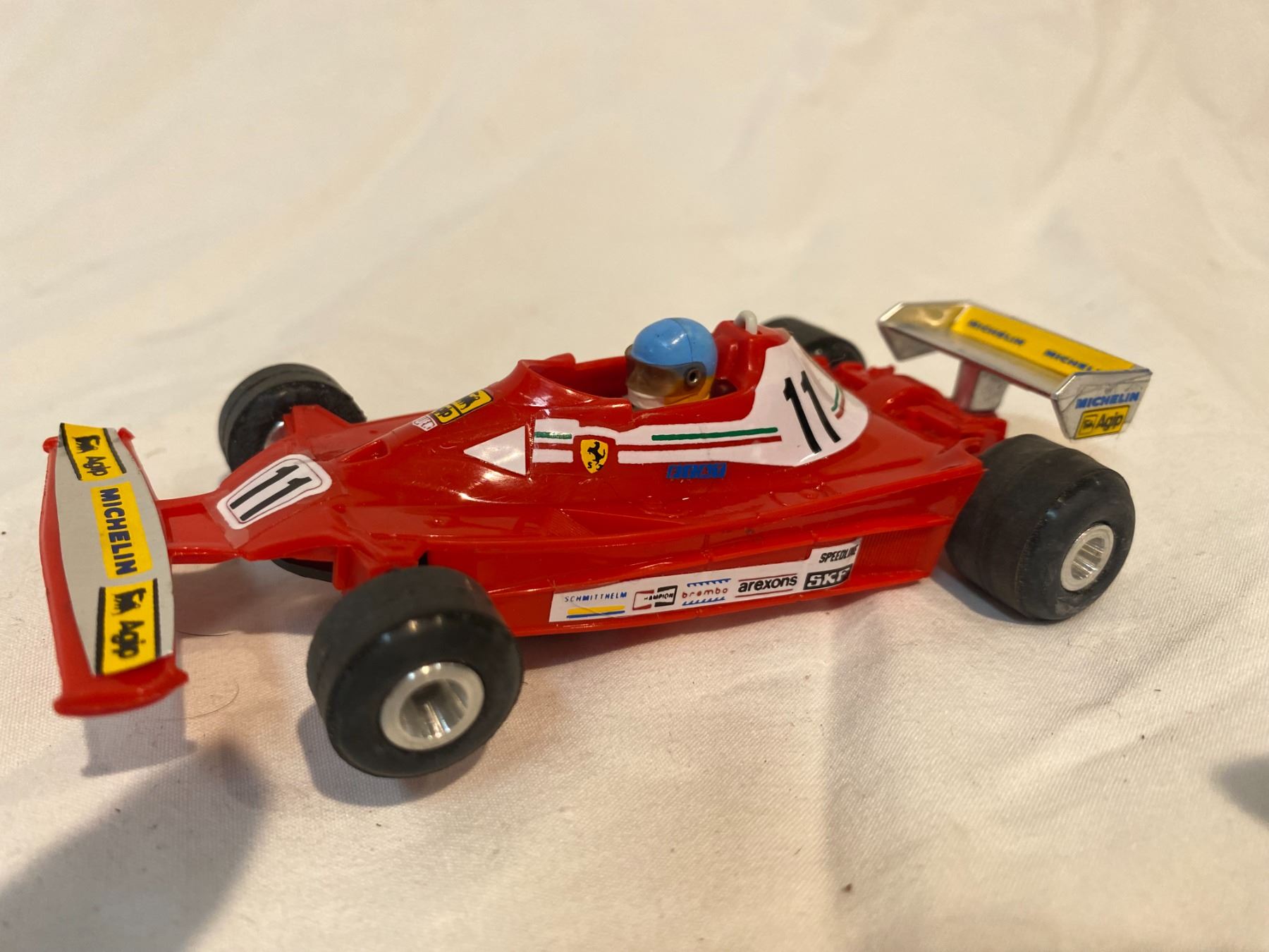 MINIATURE VOITURE CIRCUIT Polistil Politoys Ferrari P 5 N°2 Gris Slot MINIATURE VOITURE CIRCUIT Polistil Politoys Ferrari P 5 N°2 Gris Slot