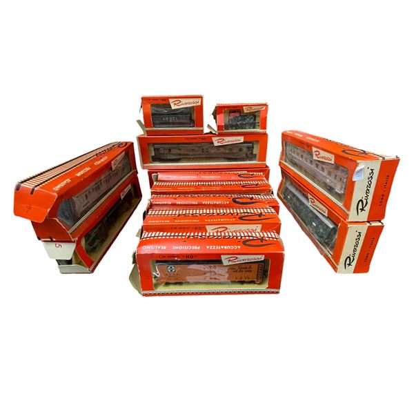 14 Assorted Open Box Rirarossi Trains