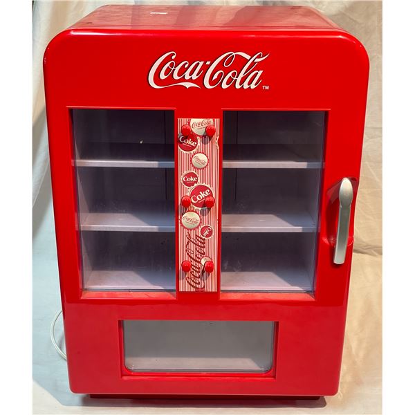 Coca-Cola 6 Can Table Top Vending Machine Model 210866