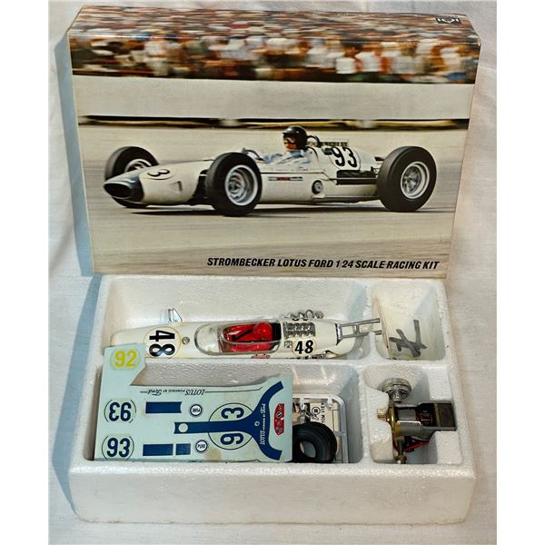 Open Box Strombecker Lotus Ford 1/24 Scale 9465-495 Slot Car