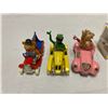 Image 2 : 6 Vintage Collectibles: Muppet Toy Cars, Yo-Yo, & More