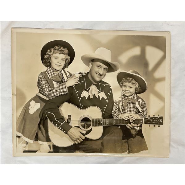 Vintage Signed Photograph Of Wilf Carter With His Daughters