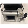 Image 2 : Sharp Vl-Ah150 Lcd View Cam Hi 8 With Case