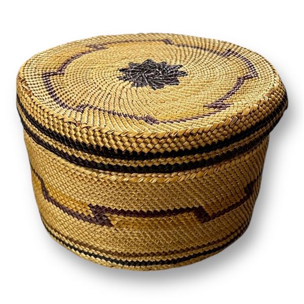 Antique Handmade Nootka Lidded Basket