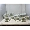 Image 1 : 13Pcs Of Vintage Figgio Norway Market Chinaware