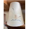 Image 2 : 3 Assorted Lamp Shades