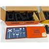 Image 3 : 4 Lionel Trains Items: Yard Set, Low Bridge Signal Set, & Trestle Set