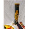 Image 2 : Assorted Vintage Items: Dominos, Chinese Checkers, Shuttle Cocks, & More