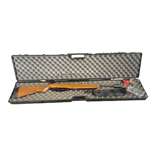Vintage Daisy Avanti 853C Pellet Gun With Hard Case