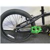 Image 2 : Kent Black BMX Bike w/ Wheel Pegs