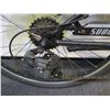 Image 2 : Schwinn Suburban Black Cruiser Bike w/ Front Basket