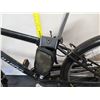 Image 8 : Schwinn Suburban Black Cruiser Bike w/ Front Basket