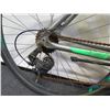 Image 2 : Schwinn 700C Gray Hybrid Bike