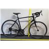 Image 1 : Trek Domane Black Men's Performance Road Bike w/ Racing Handlebars