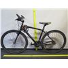 Image 8 : GT Tachyon Black Men's Hybrid Bike