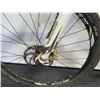 Image 8 : Cannondale Trail SL4 White Mountain Bike