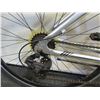 Image 2 : Schwinn Connection Gray Dual-Sport Bike