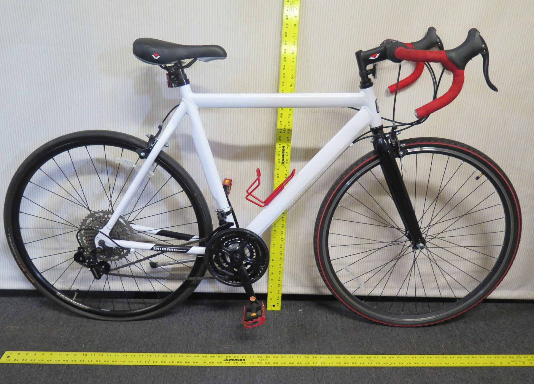 Giant White Men's Road Bike w/ Racing Handlebars