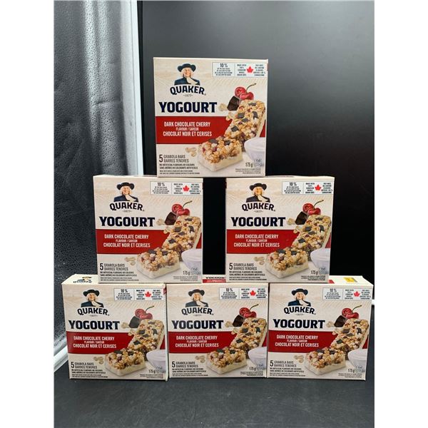Quaker Yogourt Dark Chocolate Cherry Granola Bars (6 x 5)