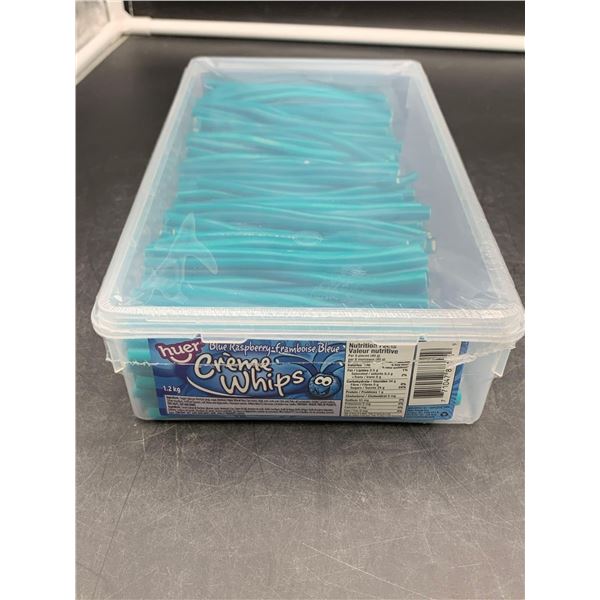 Huer Creme Whips-Blue Raspberry (1.2kg)