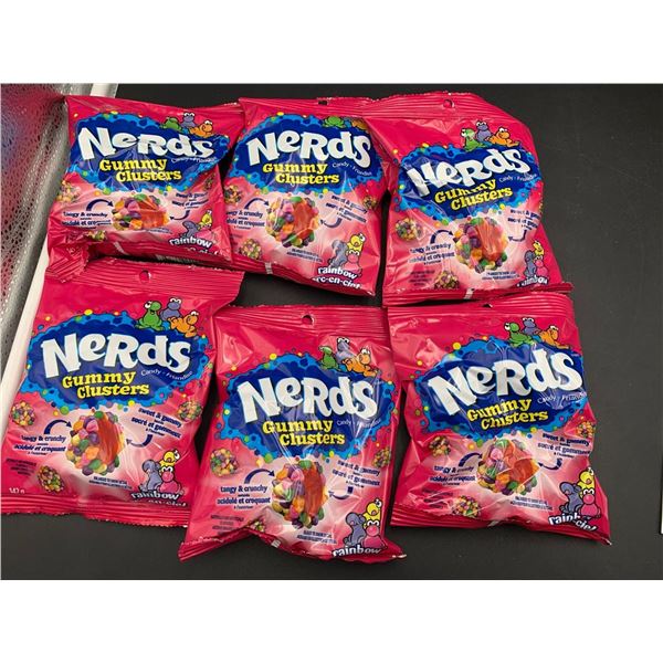 Nerds Gummy Clusters (6 x 142g) Rainbow