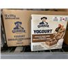 Image 2 : CASE LOT - Quaker Yogourt Chocolate Chunk Almond Granola Bars 12x175g