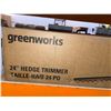 Image 3 : Greenworks 40V 24-inch Cordless Hedge Trimmer