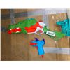 Image 2 : Nerf DinoSquad Combo Pack, 2 Blasters with Exclusive Dinosaur Designs, 15 Nerf Elite Darts, Toy Foam
