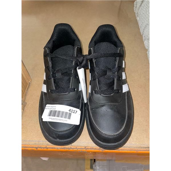 Adidas Kids Shoes Size 4