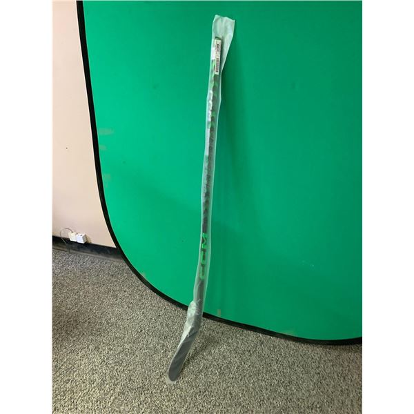 CCM J20Y2 Youth 20 Grip 29 Composite Hockey Sitck - Right HAnded