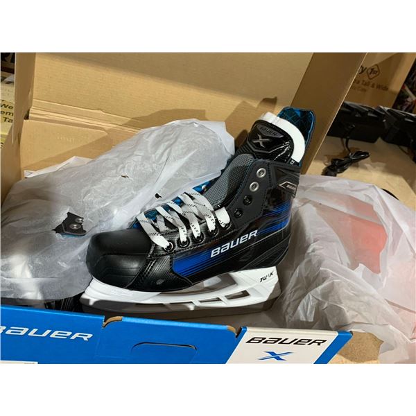 Bauer Hockey Skates Size 4 EE Width