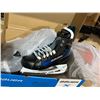 Image 1 : Bauer Hockey Skates Size 4 EE Width