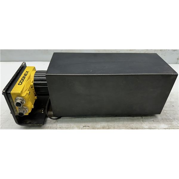Cognex #821-0034-1R B Industrial Camera w/LDR2-90BL Light