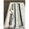 Image 1 : Lot of  (8) Keyence Light Bars