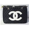 Image 1 : CHANEL HANGBAG REPRO QUILT LEATHER