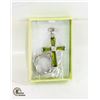 Image 1 : NEW GREEN STONE CROSS PENDANT NECKLACE