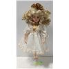 Image 1 : THE COLLECTORS CHOICE PORCELAIN STANDING
