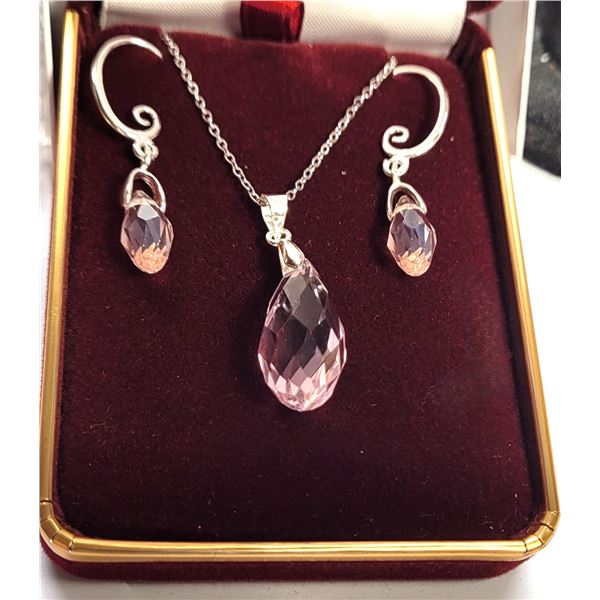19)  SET OF PALE PINK SWAROVSKI CRYSTAL