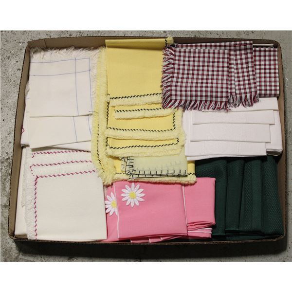 PLACEMAT/NAPKIN SETS - ESTATE
