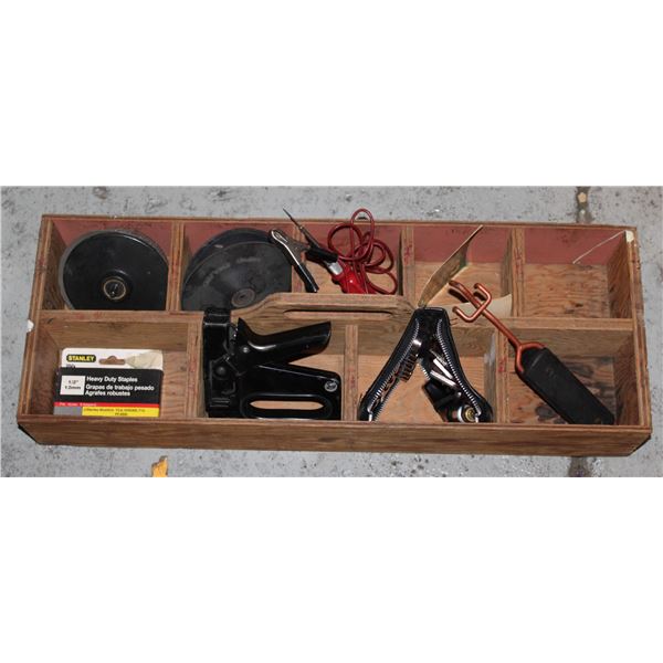 WOODEN BOX TOOLS - ESTATE
