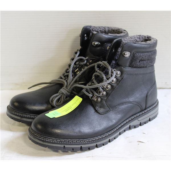 SIZE 9 NEW WORK BOOTS