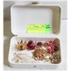 Image 1 : ESTATE VINTAGE BROOCHES ALL TOGETHER-ESTATE